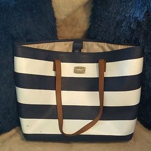 Michael Kors Shoulder Bag .